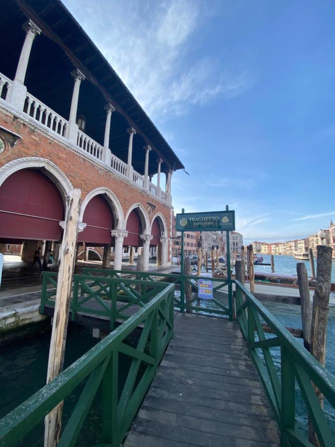 Esclusivo Appartamento A Rialto Benátky Exteriér fotografie